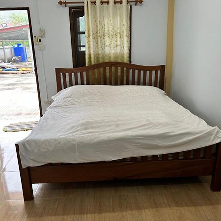 Pong -Tip Homestay Chiang Khan Bagian luar foto